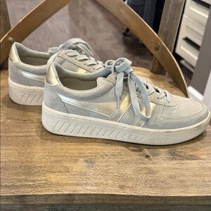 Gola Women's Light Gray and Metallic Gold Sneakers